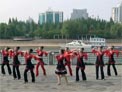 美久广场舞跟我到新疆下载