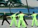 杨艺广场舞快乐的人请鼓掌下载