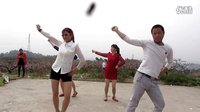 米悠悠广场舞《抖抖傲》