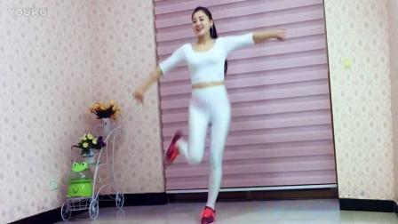 青青世界广场舞《女人没有错》鬼步舞 高清下载