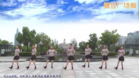 动动广场舞《水蓝蓝》水兵舞下载
