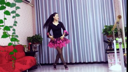 青青世界广场舞《美丽惹的祸》32步韵律操高清下载