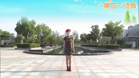 动动广场舞《情歌赛过春江水》单人水兵舞下载