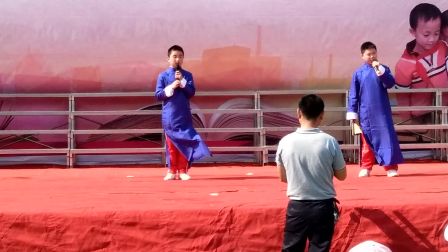 王子健表演相声《吹牛》下载
