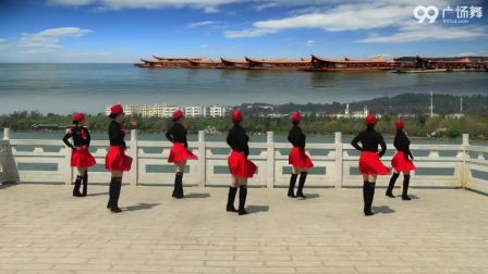杨艺《金花王江广场舞》水兵梦里海蓝蓝 正背表演与动作分解下载
