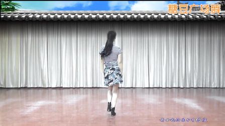 动动广场舞《我错过了缘分就错过了你》32步背面下载