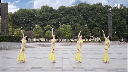 九江市文化宫向霞广场舞《月光下的凤尾竹》