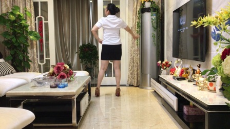 南昌玲玲广场舞《女人没有错》