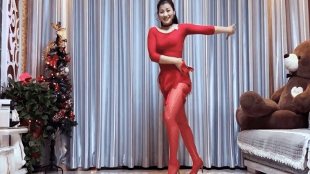 青青世界广场舞《拽美眉》附背面下载