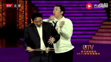 冯巩小品《走后门》台下观众笑得前仰后合