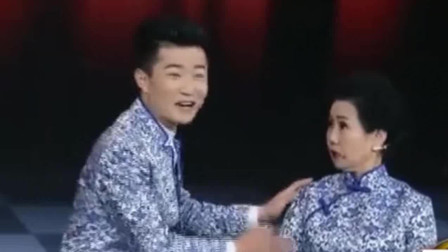 相声《子母哏》张笑张华精彩演绎 爆笑全场