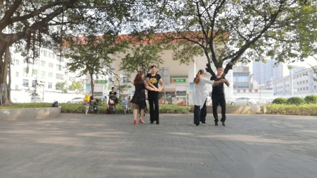 北京陶然亭第二套水兵舞《云朵上的羌寨》
