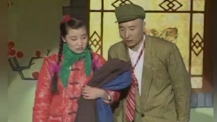 《狗娃与黑妞》陈佩斯 小香玉春节联欢晚会小品 包袱满满观众爆笑下载