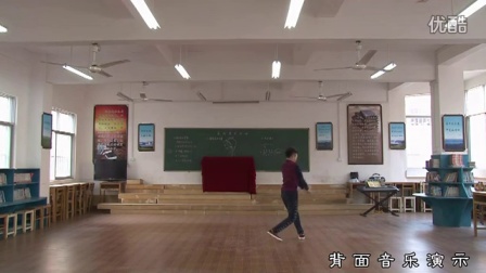博白廖弟广场舞《 妇唱夫随》  背面下载