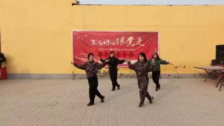 《飘洋过海来看你》河北深州东沿湾格格广场舞下载