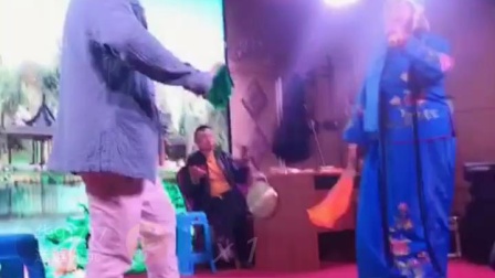 二人转《秦香莲告状》关小飞  张涛下载