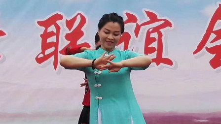云裳广场舞《火火的姑娘》经典草原风下载