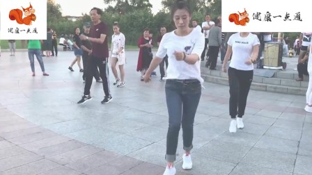 时尚广场舞《老公赚钱给老婆花》辣妈齐跳好