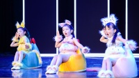 幼儿园三人舞《小猫mimi》下载
