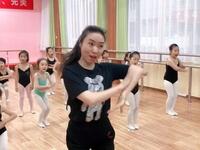 幼儿舞蹈《雪宝宝》完整版下载